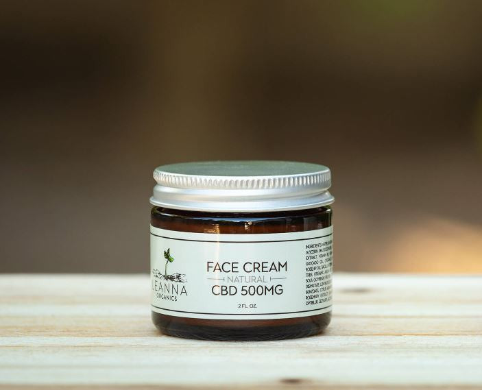 Leanna Organics CBD face cream lifestyle2